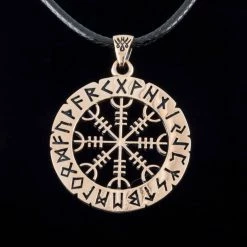 Pendentif Vegivisir En Bronze Avec Runes Nordiques 10 Pendentif Vegivisir En Bronze Avec Runes Nordiques -vêtements Soldes Magasin COLLIE 1