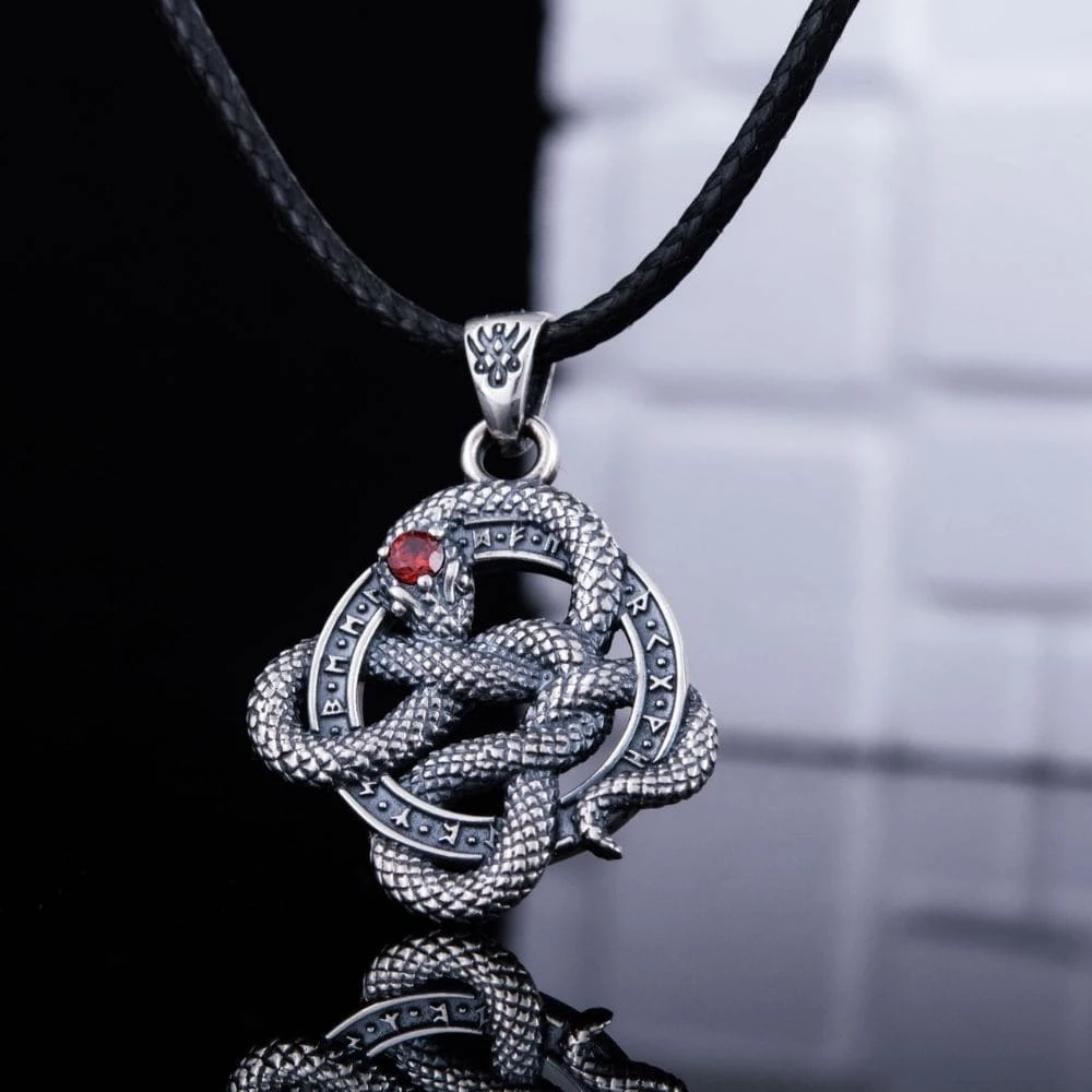 Collier Serpent De Midgard En Argent 5 Collier Serpent De Midgard En Argent – Image 3
