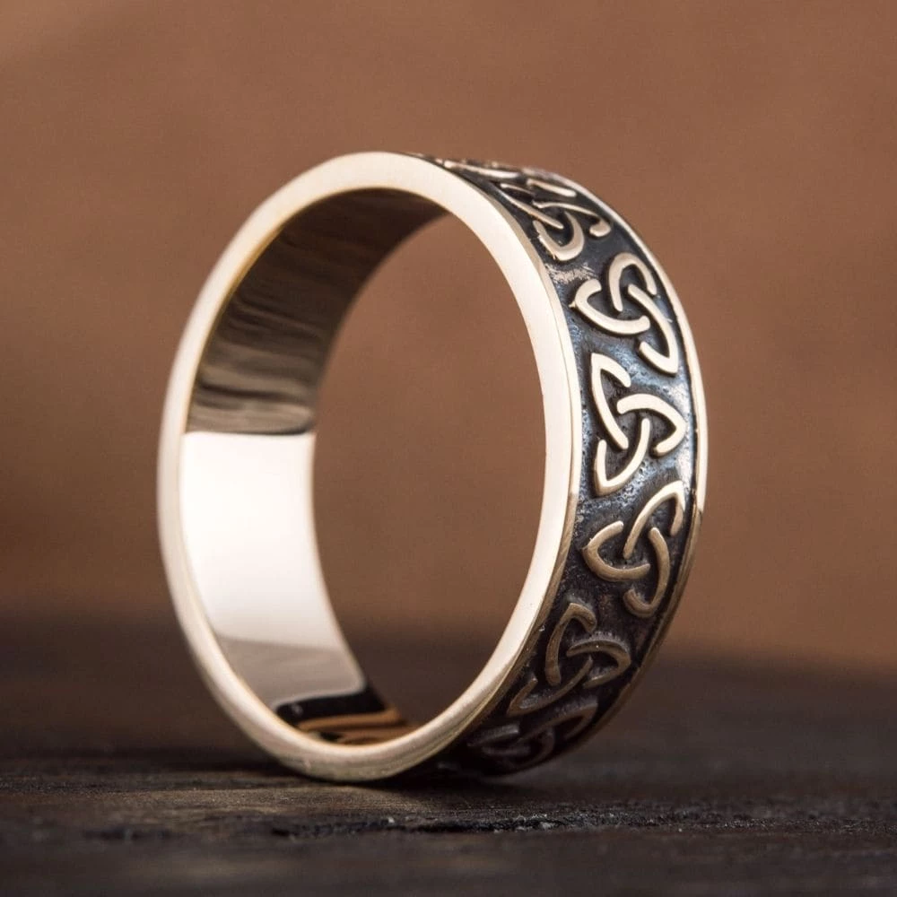 Anneau Triquetra En Bronze 5 Anneau Triquetra En Bronze – Image 3