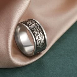 Anneau Triskel 9 Anneau Triskel -vêtements Soldes Magasin anneau triskelion acier