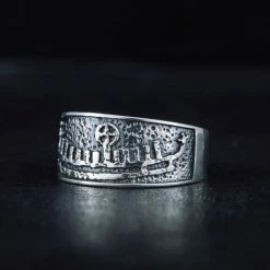 Anneau Drakkar Ancien 10 Anneau Drakkar Ancien -vêtements Soldes Magasin anneau viking decore d un navire viking