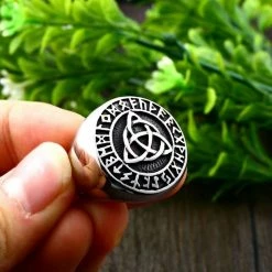 Bague Triquetra En Acier 8 Bague Triquetra En Acier -vêtements Soldes Magasin bague nordique triquetra