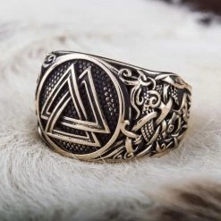 Bague Valknut En Bronze Style De Mammen 8 Bague Valknut En Bronze Style De Mammen -vêtements Soldes Magasin bague valknut bronze artisanale