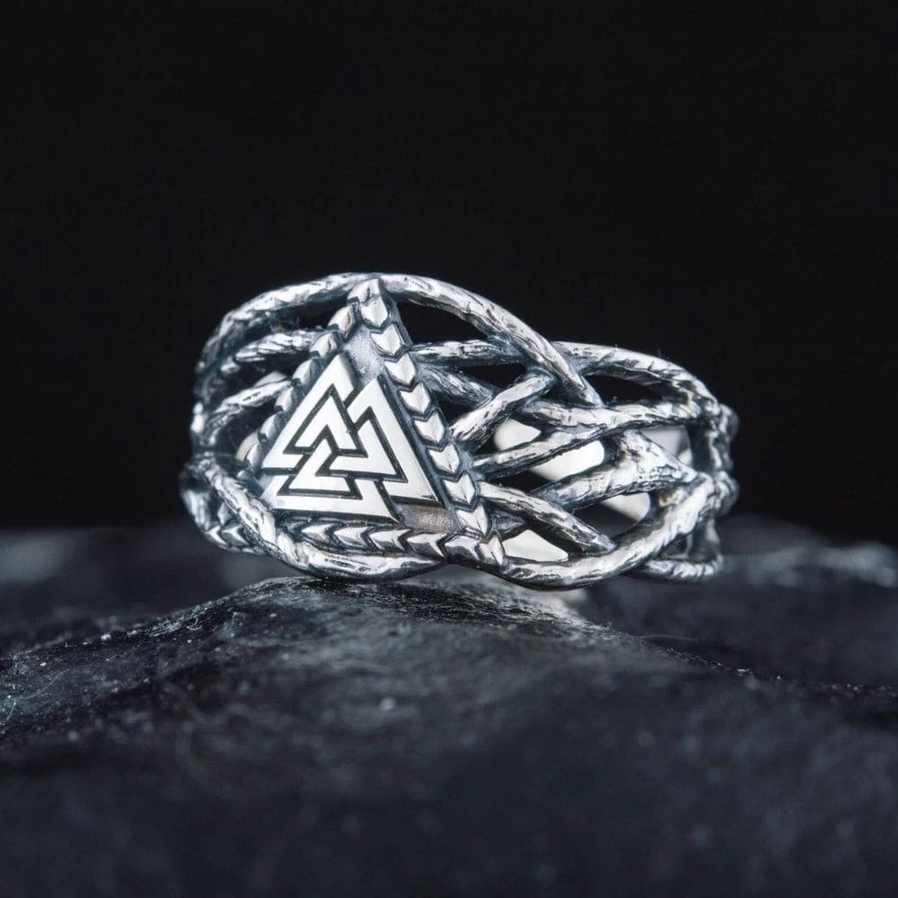 Bague Symbole Valknut En Argent 4 Bague Symbole Valknut En Argent – Image 2