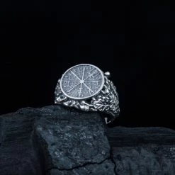 Bague Symbole Vegvisir Et Feuilles De Chêne 11 Bague Symbole Vegvisir Et Feuilles De Chêne -vêtements Soldes Magasin bague vegvisir design feuilles de chene