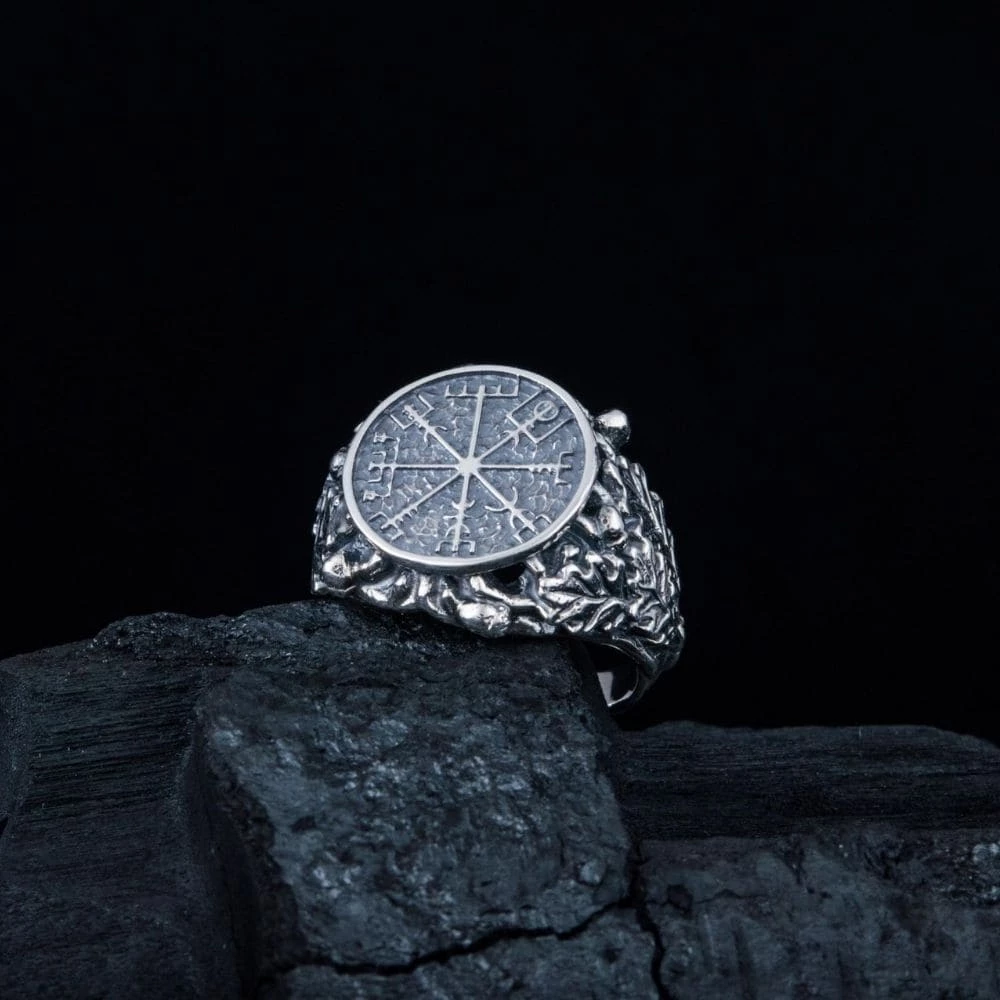 Bague Symbole Vegvisir Et Feuilles De Chêne 7 Bague Symbole Vegvisir Et Feuilles De Chêne – Image 5