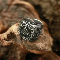 Bague En Acier Décorée Du Symbole Valknut -vêtements Soldes Magasin bague viking pour homme
