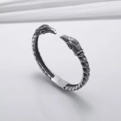 Bracelet Torque Têtes De Corbeaux Vikings En Argent 11 Bracelet Torque Têtes De Corbeaux Vikings En Argent -vêtements Soldes Magasin bracelet torque tetes corbeaux vikings en argent