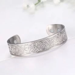 Bracelet Viking Symbole Triquetra 7 Bracelet Viking Symbole Triquetra -vêtements Soldes Magasin bracelet viking triquetra argente