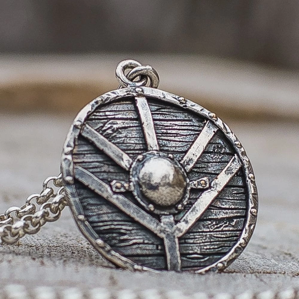 Collier Bouclier De Lagertha 4 Collier Bouclier De Lagertha – Image 2