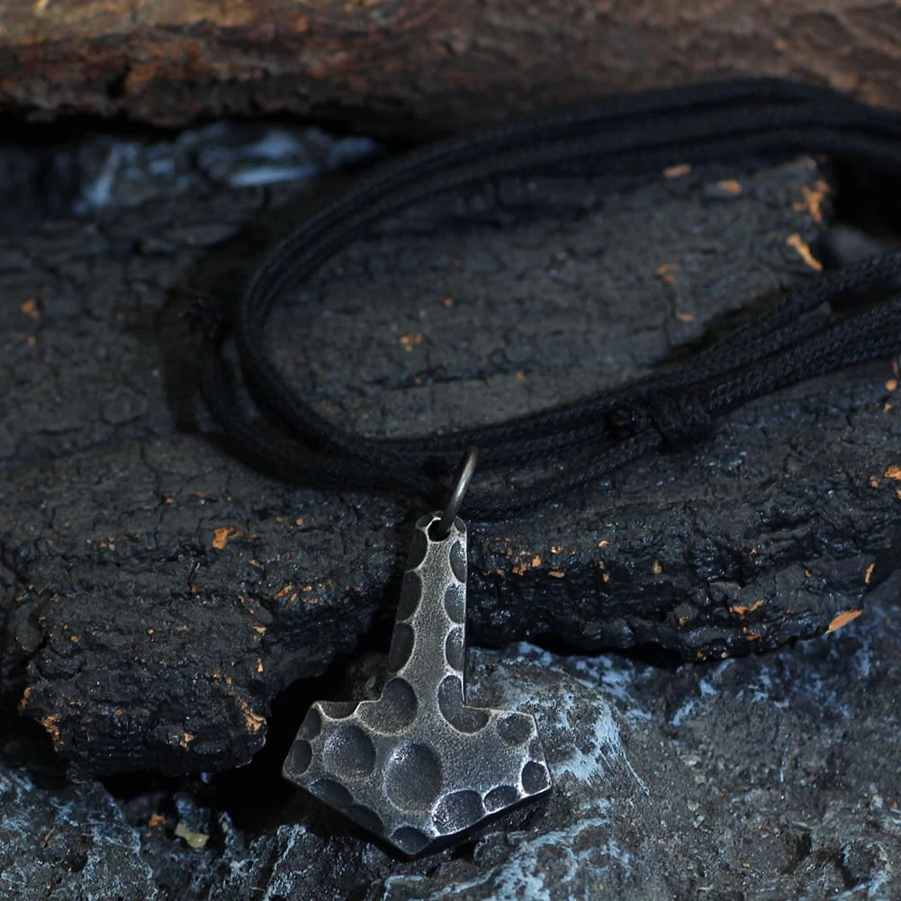 Collier Viking Marteau Mjolnir 5 Collier Viking Marteau Mjolnir – Image 3