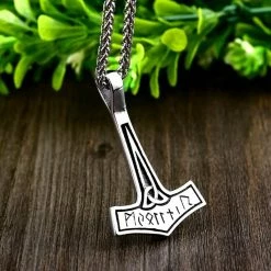Collier Mjölnir Runique 7 Collier Mjölnir Runique -vêtements Soldes Magasin collier mjolnir runes vikings