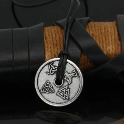 Collier Runes Vikings 10 Collier Runes Vikings -vêtements Soldes Magasin collier rune viking acier