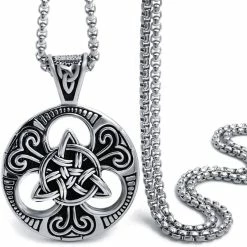 Collier Triquetra