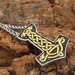 Pendentif Marteau De Thor Avec Dorures 9 Pendentif Marteau De Thor Avec Dorures -vêtements Soldes Magasin collier viking avec dorures