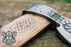 Hache Décorée De Motifs Entrelacés 14 Hache Décorée De Motifs Entrelacés -vêtements Soldes Magasin hache bucheron viking