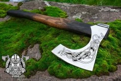 Hache Viking Décorée De Gravures De Dragon Nordique 13 Hache Viking Décorée De Gravures De Dragon Nordique -vêtements Soldes Magasin hache nordique dragon grave