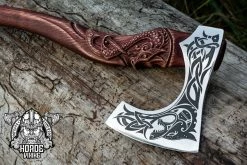 Hache Viking Forgée Décorée Du Loup Fenrir 16 Hache Viking Forgée Décorée Du Loup Fenrir -vêtements Soldes Magasin hache viking gravure loup viking