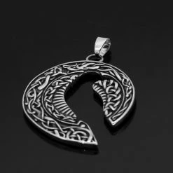 Pendentif Silhouette De Corbeau Viking 10 Pendentif Silhouette De Corbeau Viking -vêtements Soldes Magasin pendentif acier silhouette corbeau viking