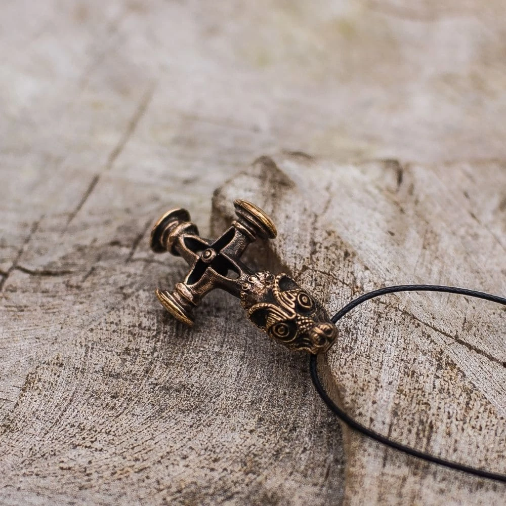 Pendentif Croix Islandaise En Bronze 4 Pendentif Croix Islandaise En Bronze – Image 2