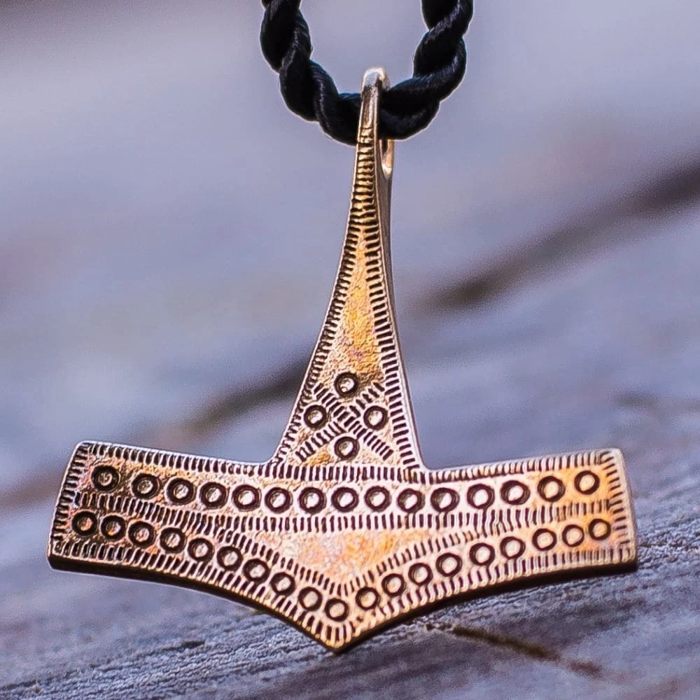 Pendentif Viking Marteau De Thor Traditionnel En Bronze 4 Pendentif Viking Marteau De Thor Traditionnel En Bronze – Image 2