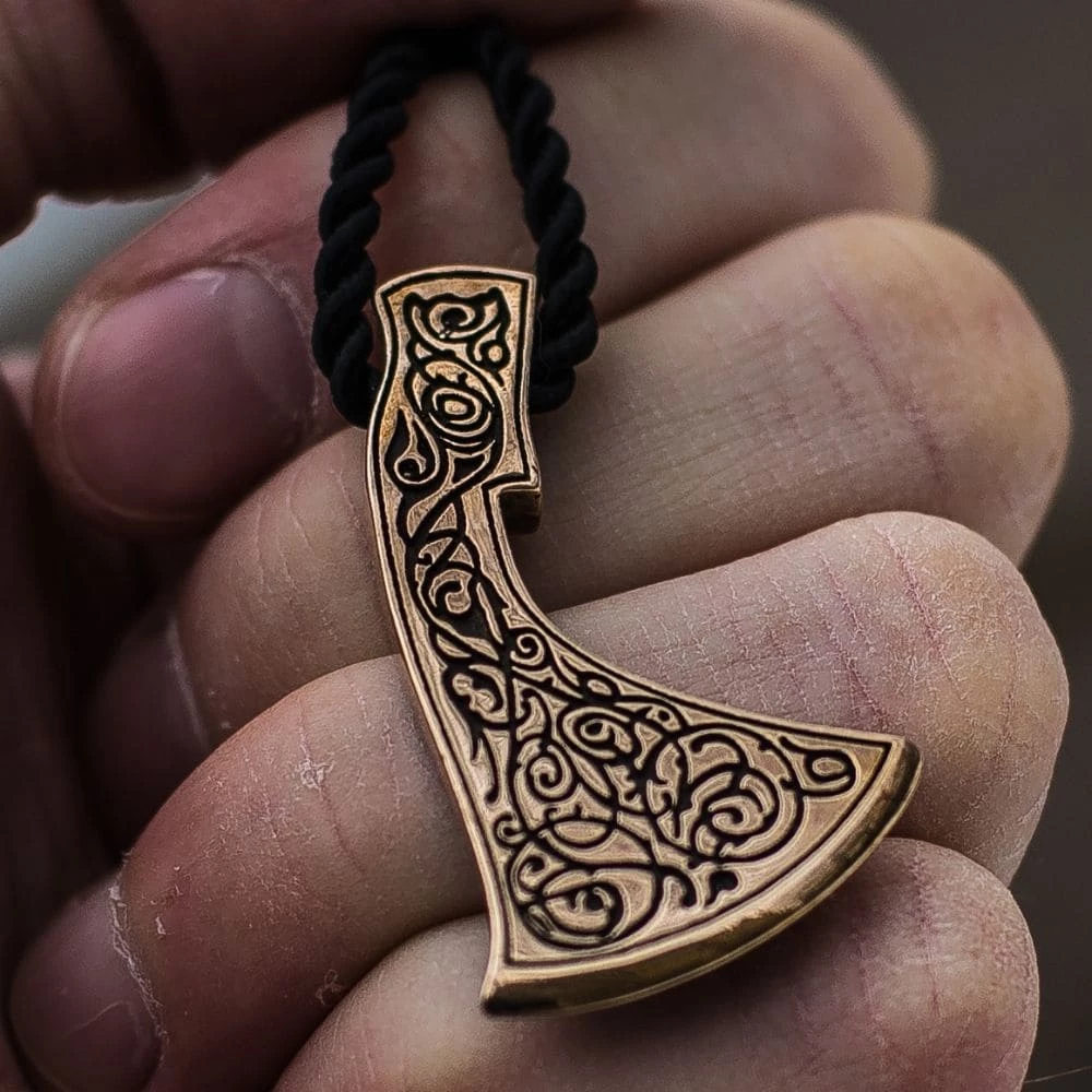 Tête De Hache Viking En Bronze 4 Tête De Hache Viking En Bronze – Image 2