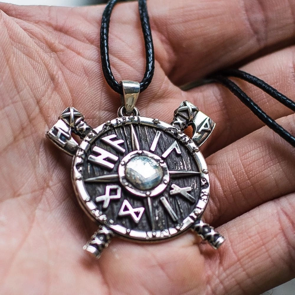Collier Bouclier Hail Odin En Argent Massif 6 Collier Bouclier Hail Odin En Argent Massif – Image 4