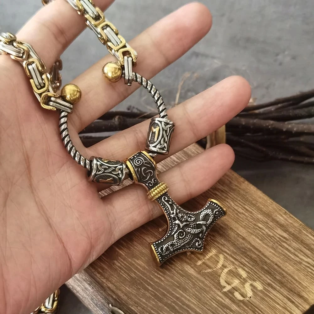 Pendentif Marteau Mjölnir En Acier 6 Pendentif Marteau Mjölnir En Acier – Image 4