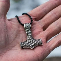 Pendentif Mjölnir En Argent 13 Pendentif Mjölnir En Argent -vêtements Soldes Magasin pendentif marteau mjolnir