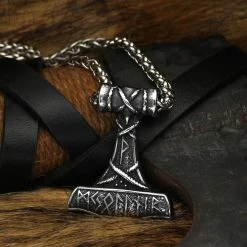Pendentif Marteau Symboles Vikings 10 Pendentif Marteau Symboles Vikings -vêtements Soldes Magasin pendentif marteau mjolnir symboles vikings