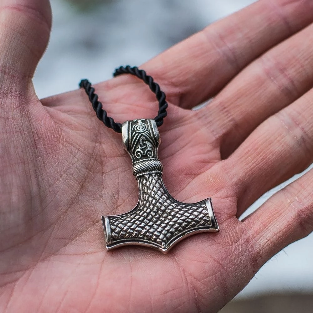 Pendentif Mjölnir En Argent 8 Pendentif Mjölnir En Argent – Image 6