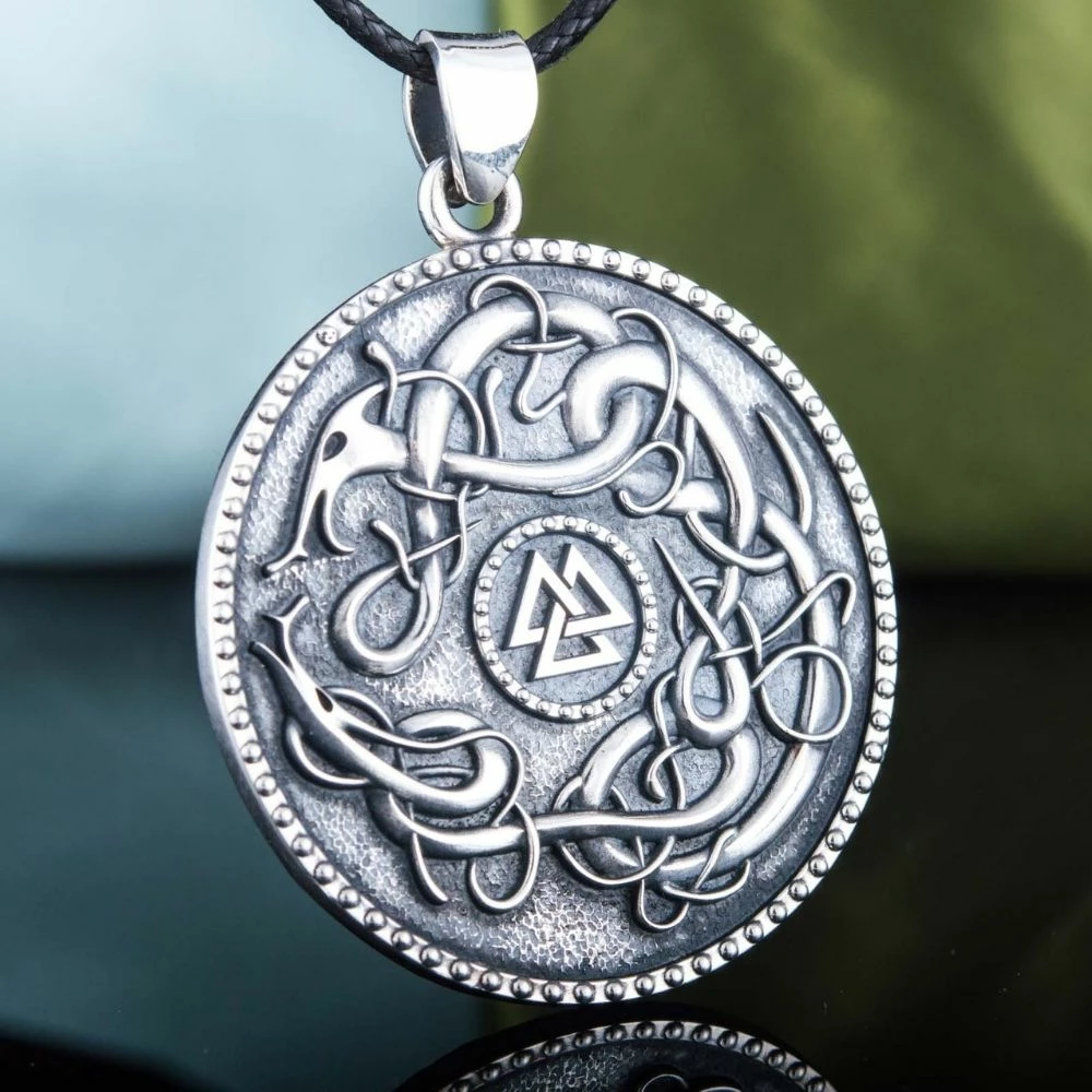 Pendentif Valknut En Argent 5 Pendentif Valknut En Argent – Image 3