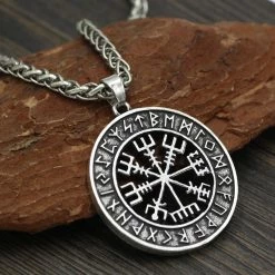 Pendentif Vegvisir 10 Pendentif Vegvisir -vêtements Soldes Magasin pendentif vegvisir