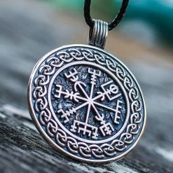 Pendentif Vegvisir En Argent 11 Pendentif Vegvisir En Argent -vêtements Soldes Magasin pendentif vegvisir argent