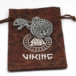 Pendentif Corbeau Vegvisir 9 Pendentif Corbeau Vegvisir -vêtements Soldes Magasin pendentif viking corbeau runes