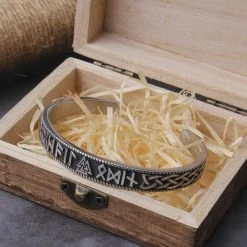 Bracelet Torque Symbole Valknut En Acier 15 Bracelet Torque Symbole Valknut En Acier -vêtements Soldes Magasin torque viking symbole valknut acier